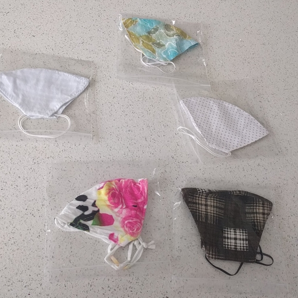 Light summer design face masks 🍀🍀🍀 - Picture 8 of 8